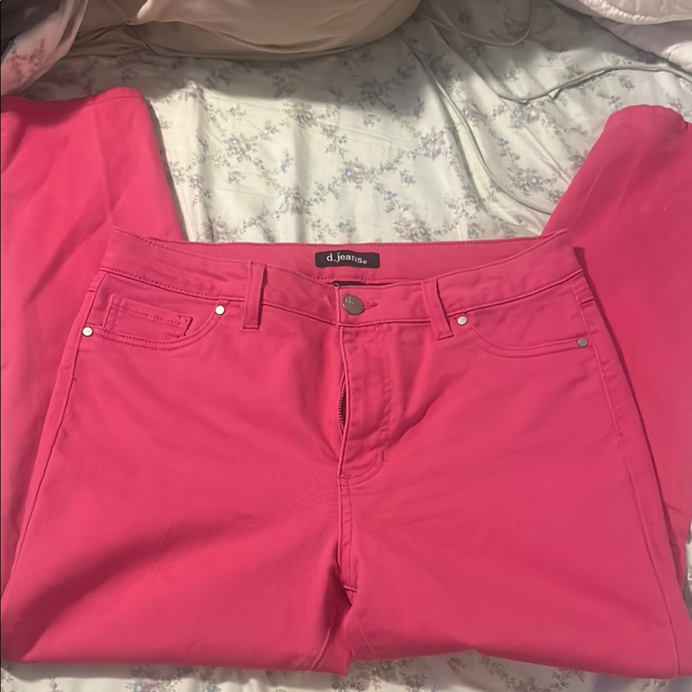D. Jeans Pink Straight Leg Jeans Vibrant Style